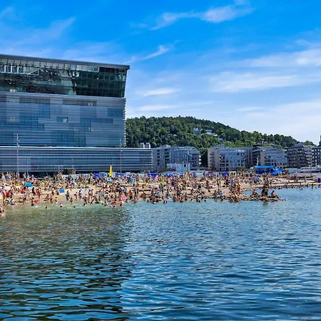 2br W Balcony By S And Munch *